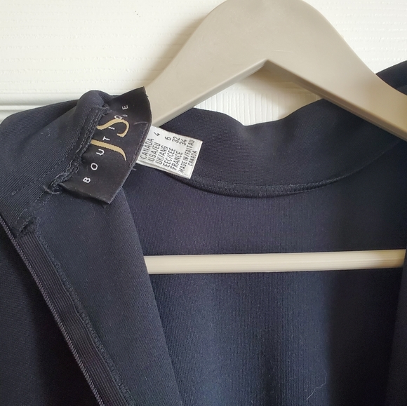 Black Floor Length Formal Evening Dress - Picture 4 of 6